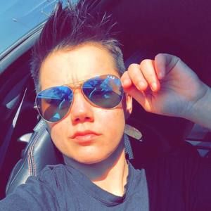 Meet your Posher, Alec